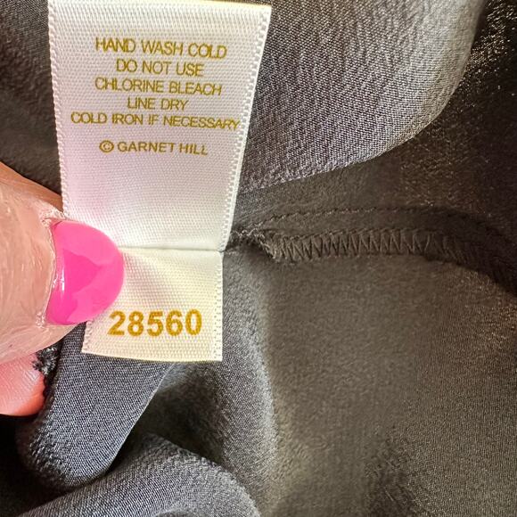 Garnet Hill 100% Silk Dress Sleeveless Tiered Shift Black 6 Minimalist Classic - Picture 8 of 10